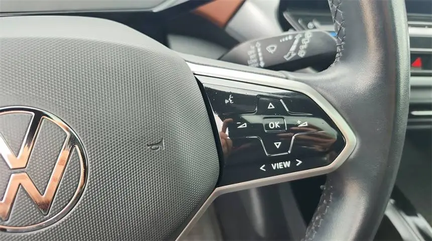 2021 Volkswagen ID.4 WVGTMPE28MP053820