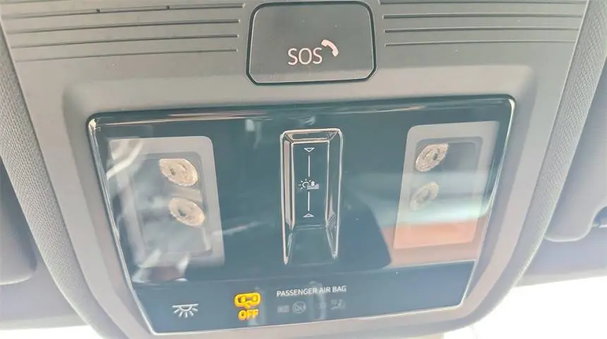 2021 Volkswagen ID.4 WVGTMPE28MP053820