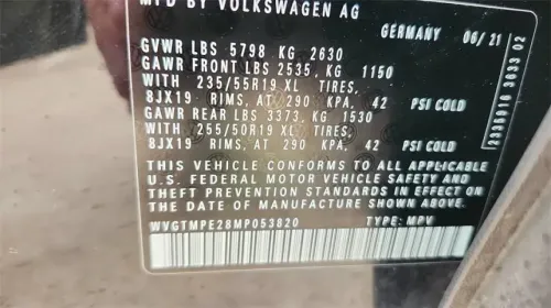 2021 Volkswagen ID.4 WVGTMPE28MP053820