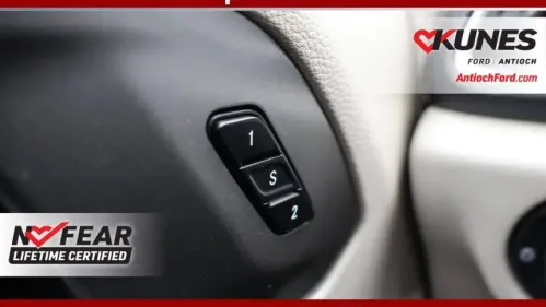 2023 Chrysler Pacifica 2C4RC1L78PR556215