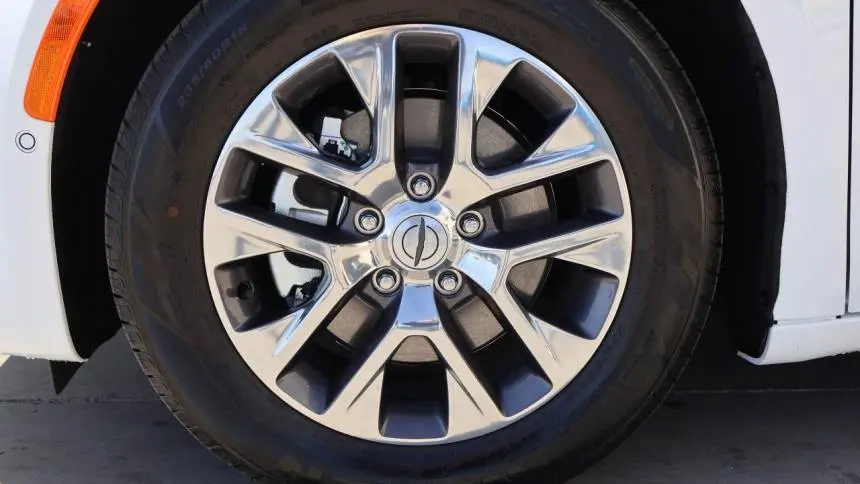 2025 Chrysler Pacifica 2C4RC1N72SR538234