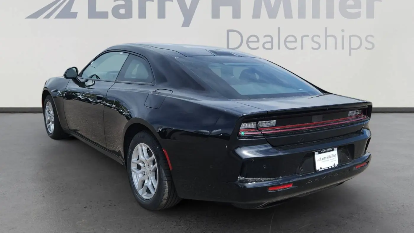 2025 Dodge Charger Daytona 2C3CDBCKXSR537496
