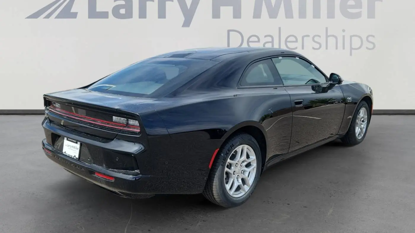 2025 Dodge Charger Daytona 2C3CDBCKXSR537496