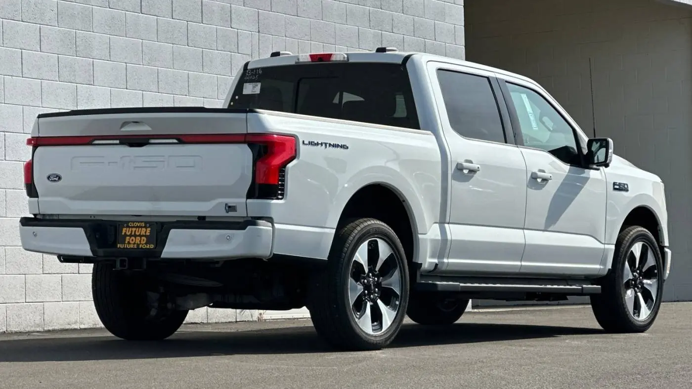 2025 Ford F-150 Lightning 1FT6W7L73SWG00425