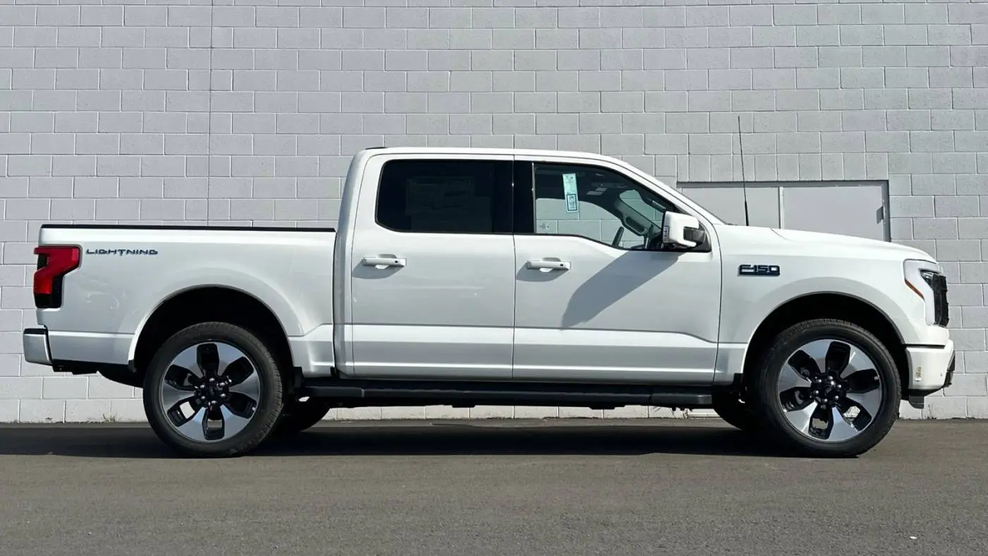 2025 Ford F-150 Lightning 1FT6W7L73SWG00425