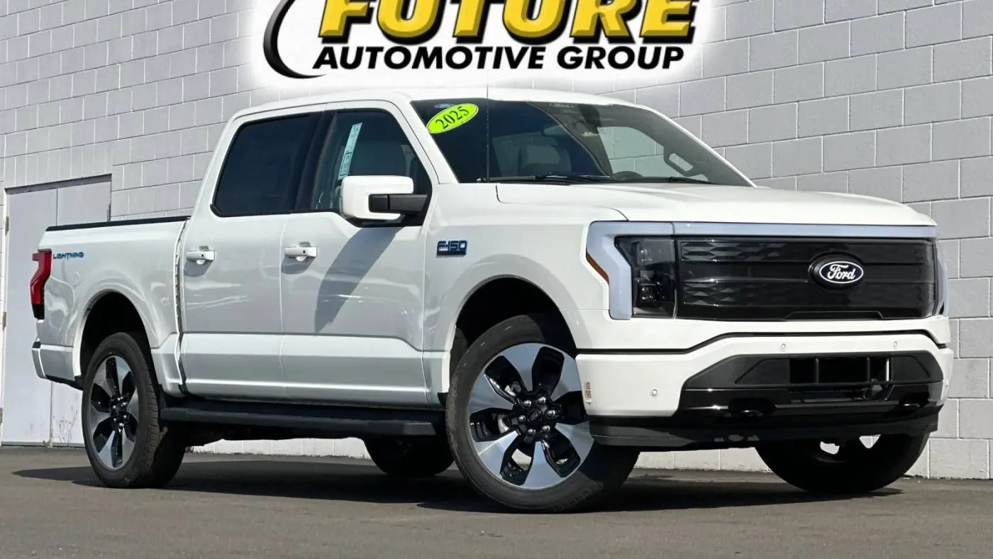 2025 Ford F-150 Lightning 1FT6W7L73SWG00425