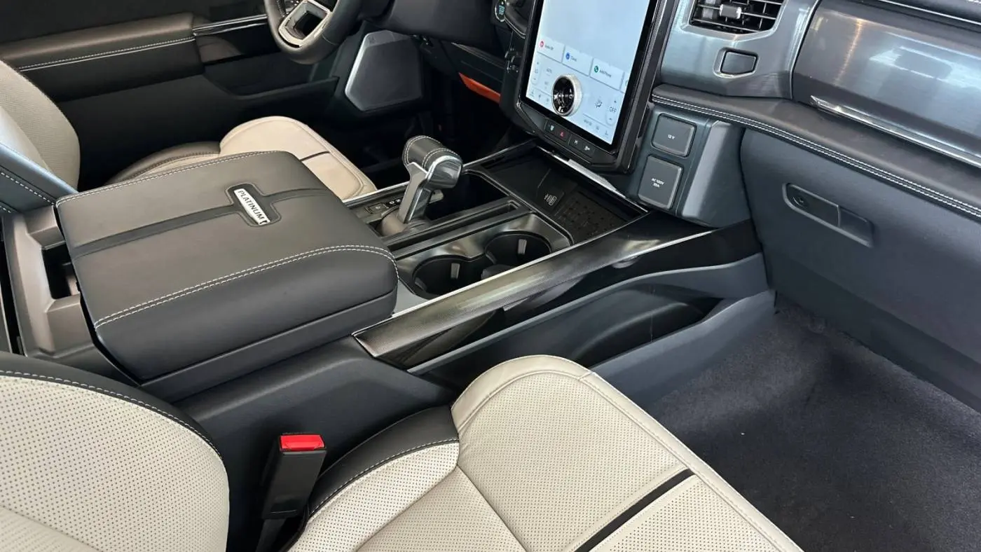 2025 Ford F-150 Lightning 1FT6W7L73SWG00425