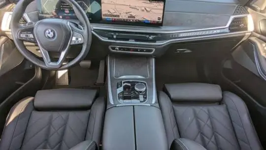 2025 BMW X5 5UX43EU08S9Y91359