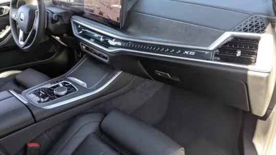 2025 BMW X5 5UX43EU08S9Y91359