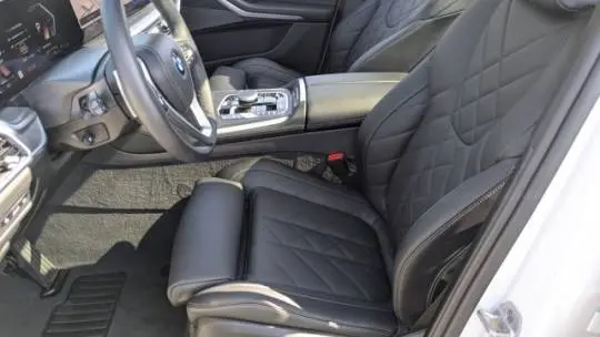 2025 BMW X5 5UX43EU08S9Y91359
