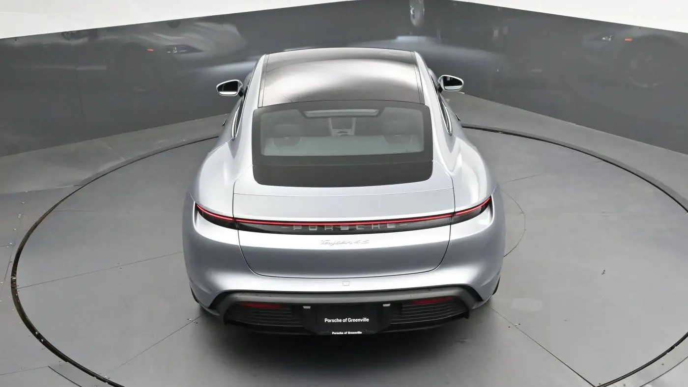 2024 Porsche Taycan WP0AB2Y10RSA36413