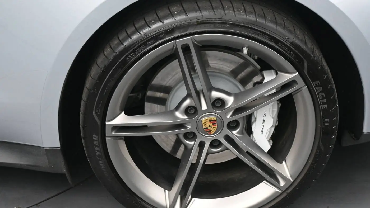 2024 Porsche Taycan WP0AB2Y10RSA36413