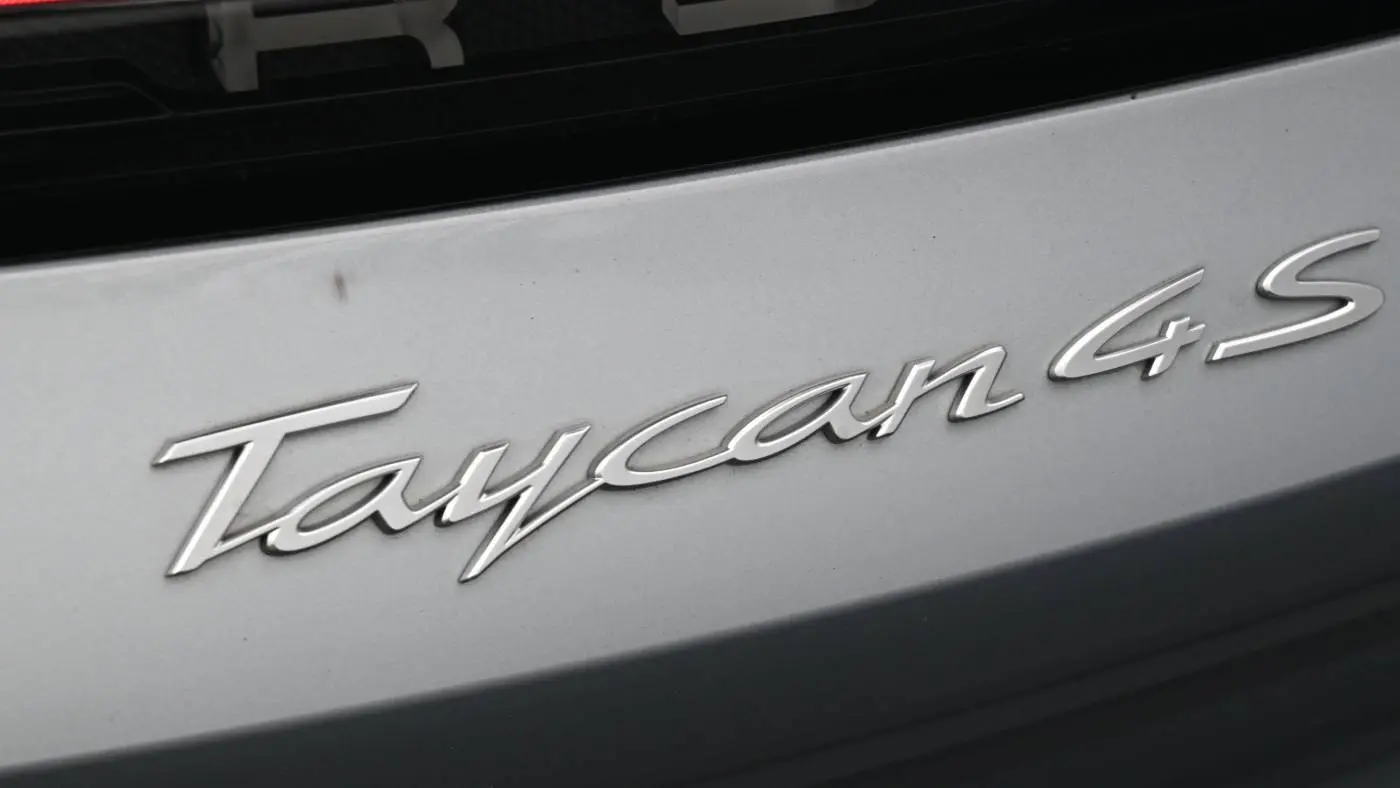 2024 Porsche Taycan WP0AB2Y10RSA36413