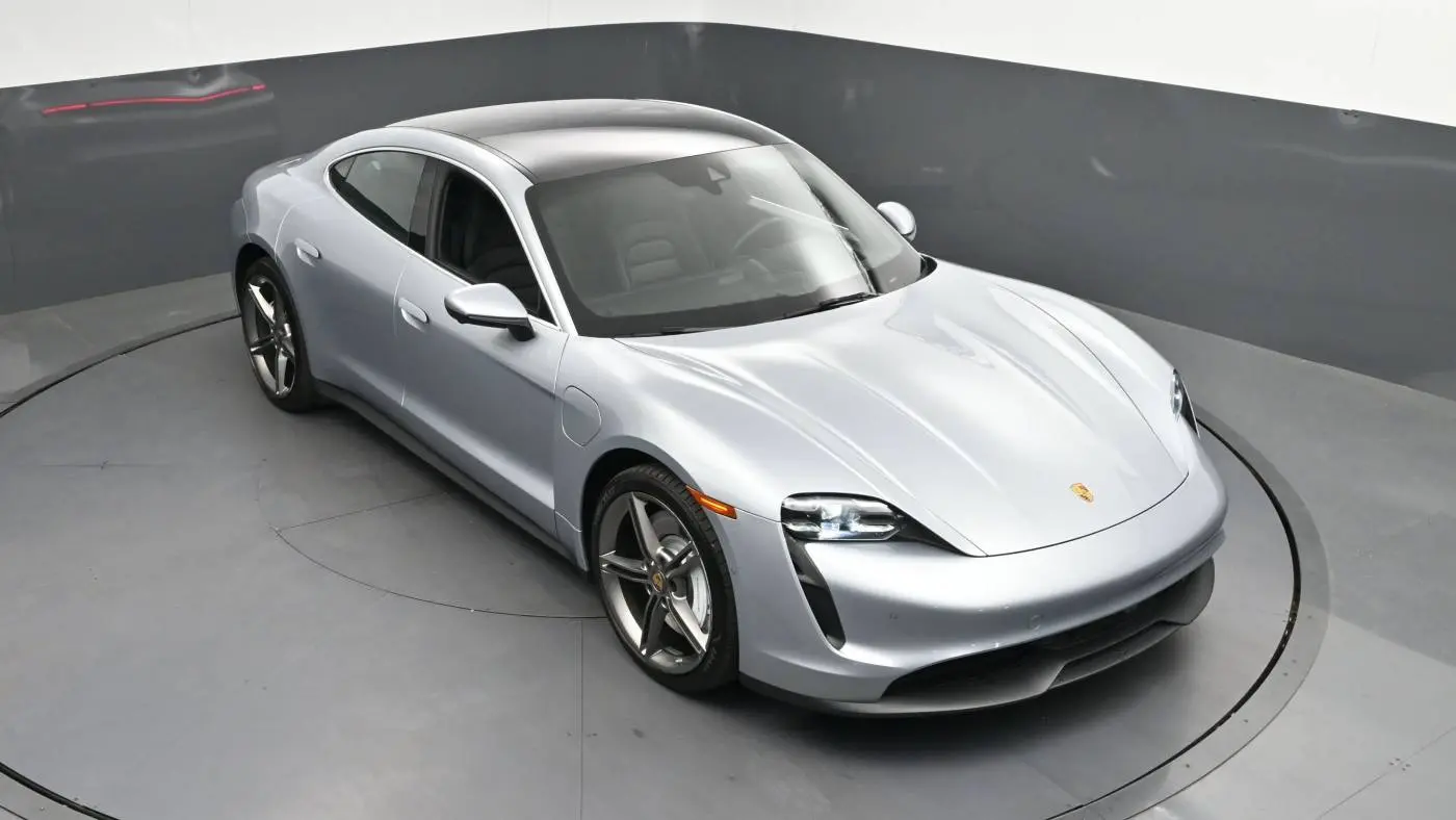 2024 Porsche Taycan WP0AB2Y10RSA36413
