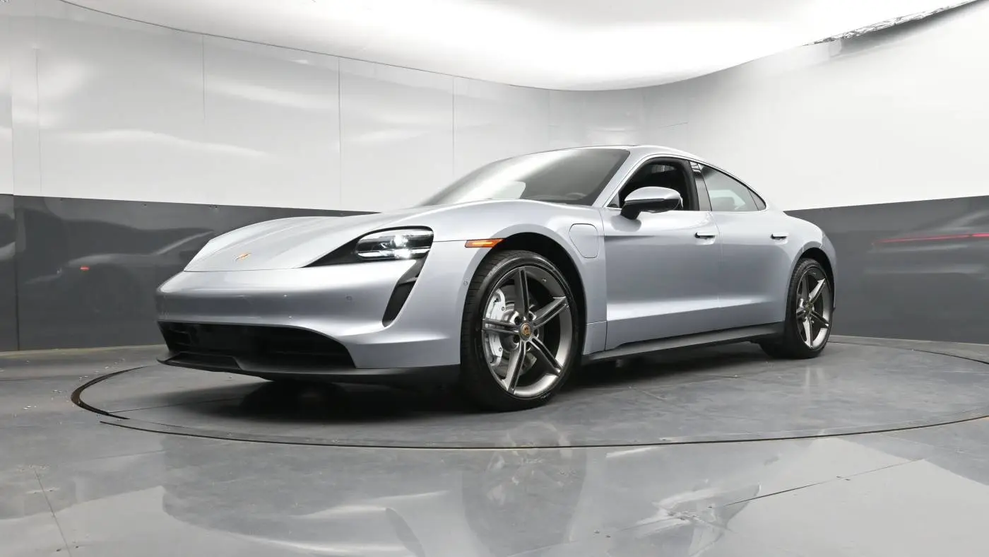 2024 Porsche Taycan WP0AB2Y10RSA36413