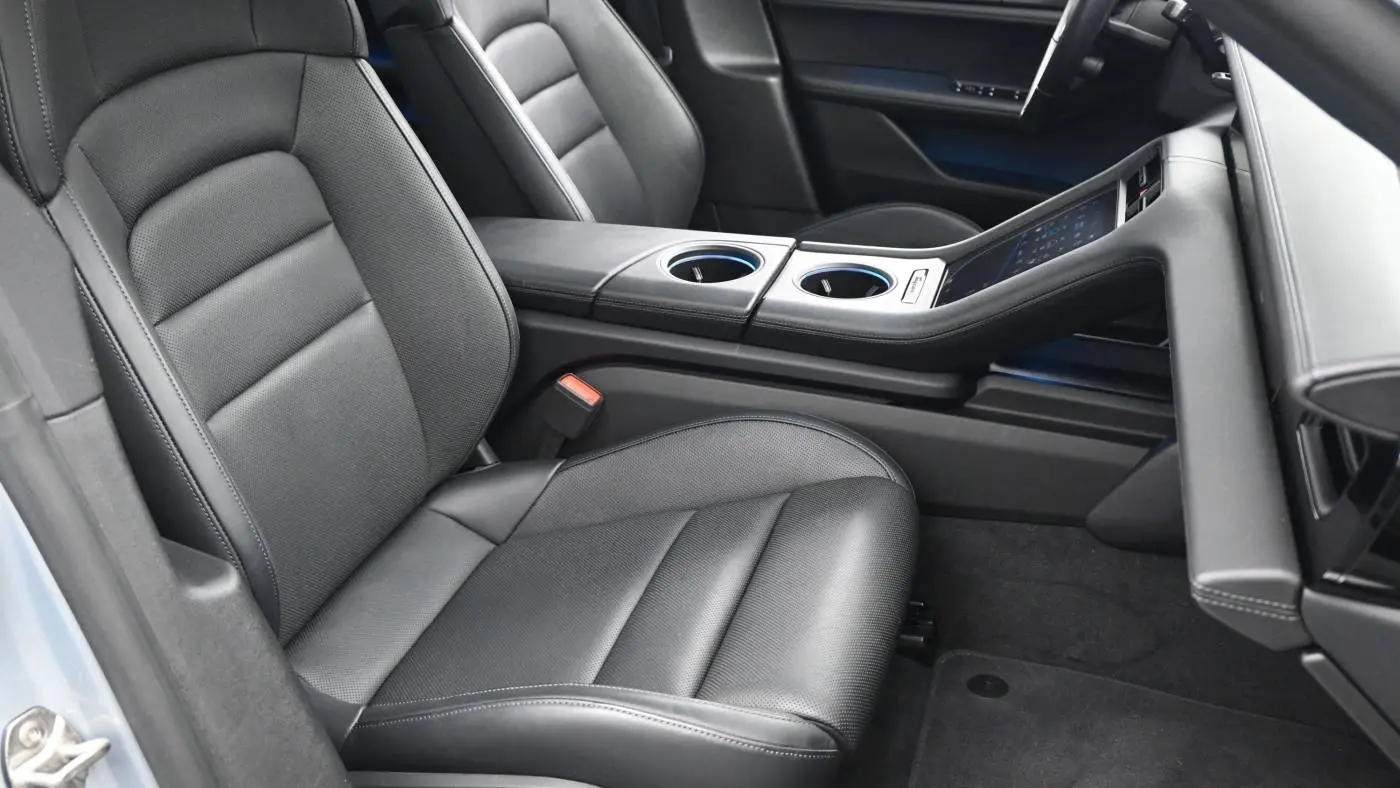 2024 Porsche Taycan WP0AB2Y10RSA36413