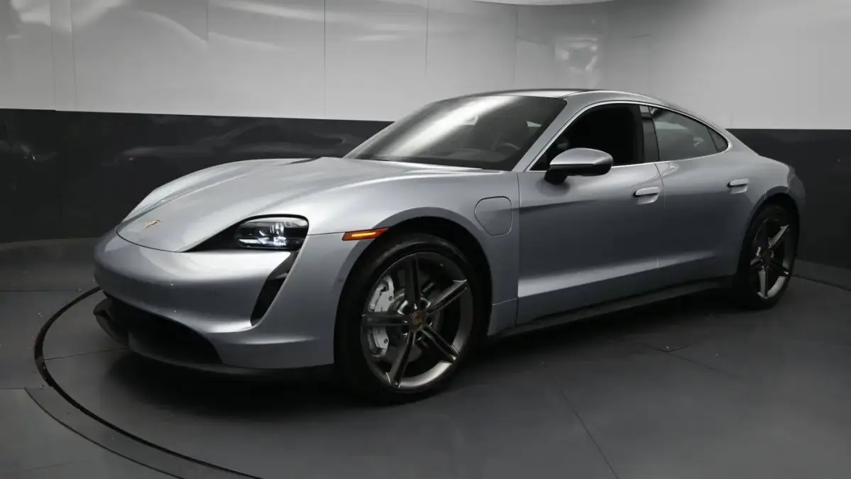 2024 Porsche Taycan WP0AB2Y10RSA36413