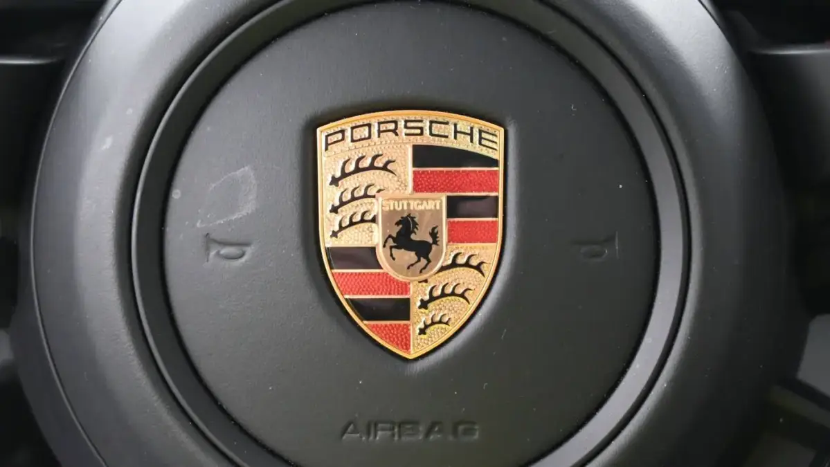 2024 Porsche Taycan - Images - 24