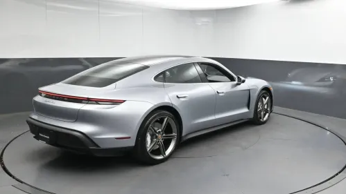 2024 Porsche Taycan WP0AB2Y10RSA36413