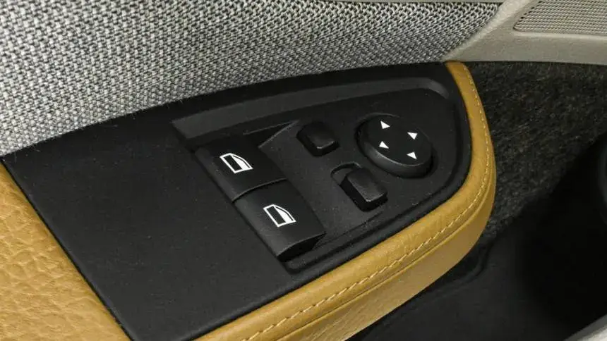 2014 BMW i3 - Images - 16