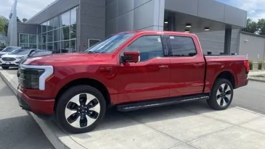 2022 Ford F-150 Lightning 1FT6W1EV8NWG02104