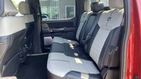 2022 Ford F-150 Lightning 1FT6W1EV8NWG02104