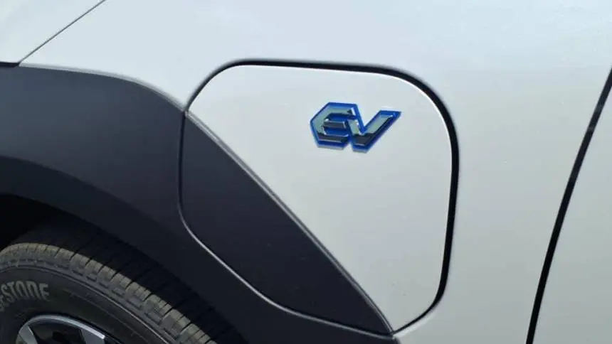 2025 Subaru Solterra JTMABABA0SA102082