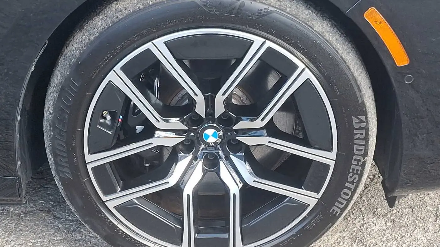 2024 BMW i7 WBY53EJ00RCP11037
