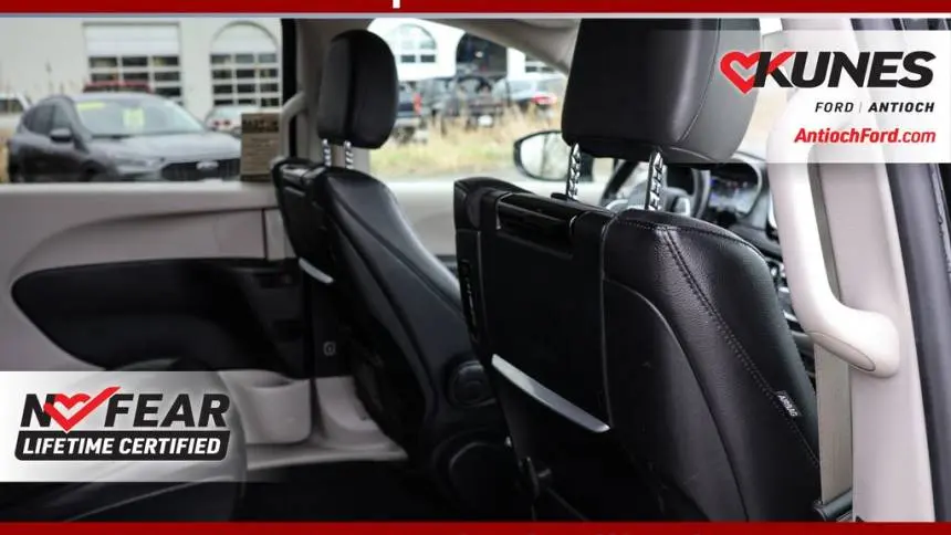 2022 Chrysler Pacifica 2C4RC1L77NR120209