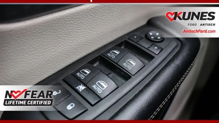 2022 Chrysler Pacifica 2C4RC1L77NR120209