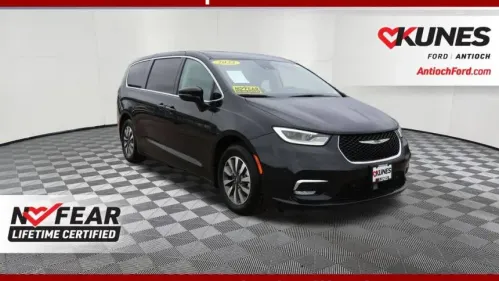 2022 Chrysler Pacifica 2C4RC1L77NR120209