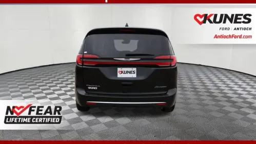 2022 Chrysler Pacifica 2C4RC1L77NR120209