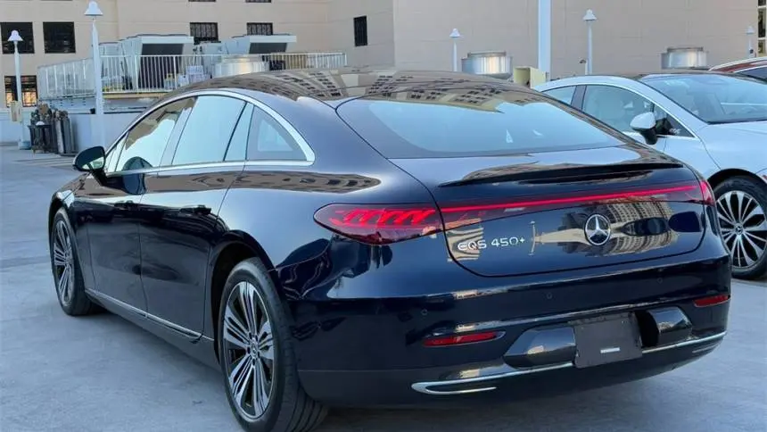 2022 Mercedes EQS Sedan W1KCG2DBXNA012759