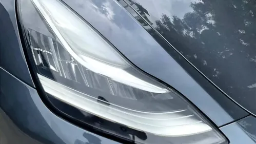 2023 Tesla Model Y 7SAYGDEE1PA090880