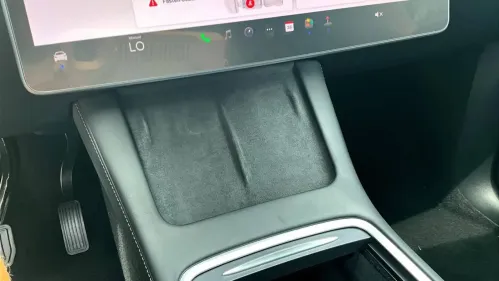 2023 Tesla Model Y 7SAYGDEE1PA090880