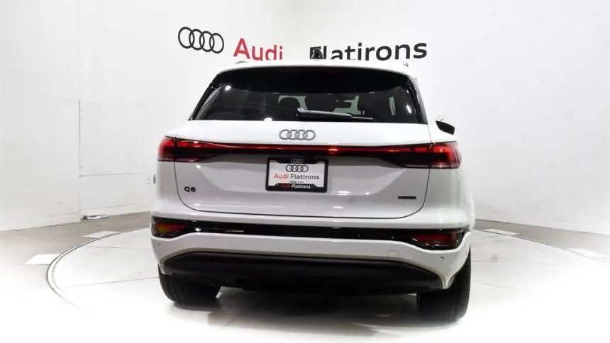 2025 Audi Q6 e-tron WA124BGF6SA036334
