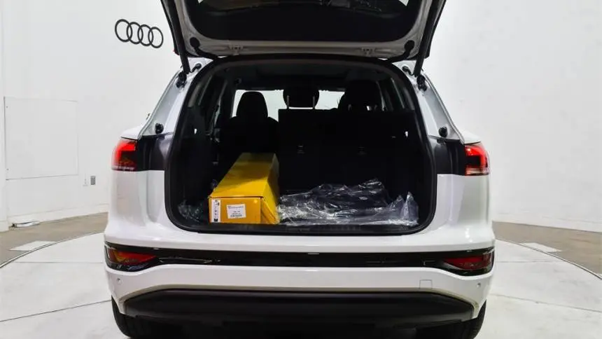 2025 Audi Q6 e-tron WA124BGF6SA036334