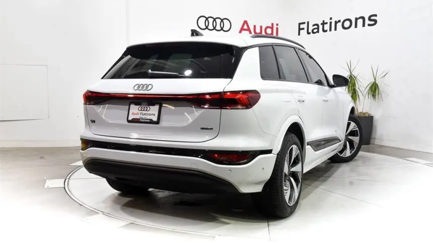 2025 Audi Q6 e-tron WA124BGF6SA036334