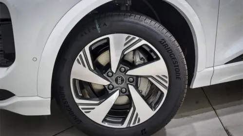 2025 Audi Q6 e-tron WA124BGF6SA036334