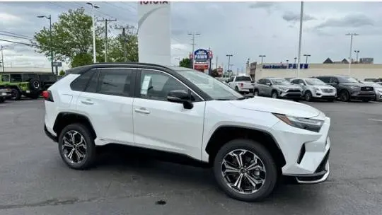 2025 Toyota RAV4 Plug-In Hybrid JTMFB3FV3SD254354