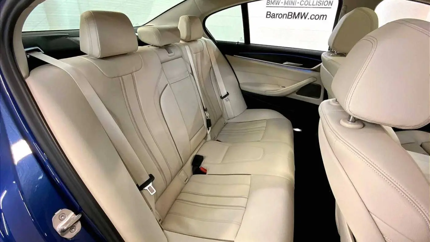 2022 BMW 5 Series WBA33AG01NCK31296