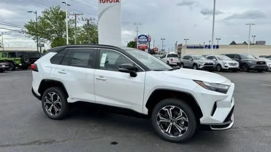 2025 Toyota RAV4 Plug-In Hybrid JTMFB3FV3SD254354