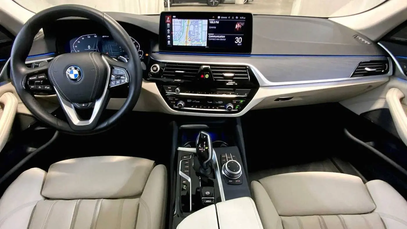 2022 BMW 5 Series WBA33AG01NCK31296