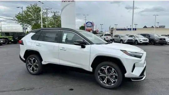 2025 Toyota RAV4 Plug-In Hybrid JTMFB3FV3SD254354