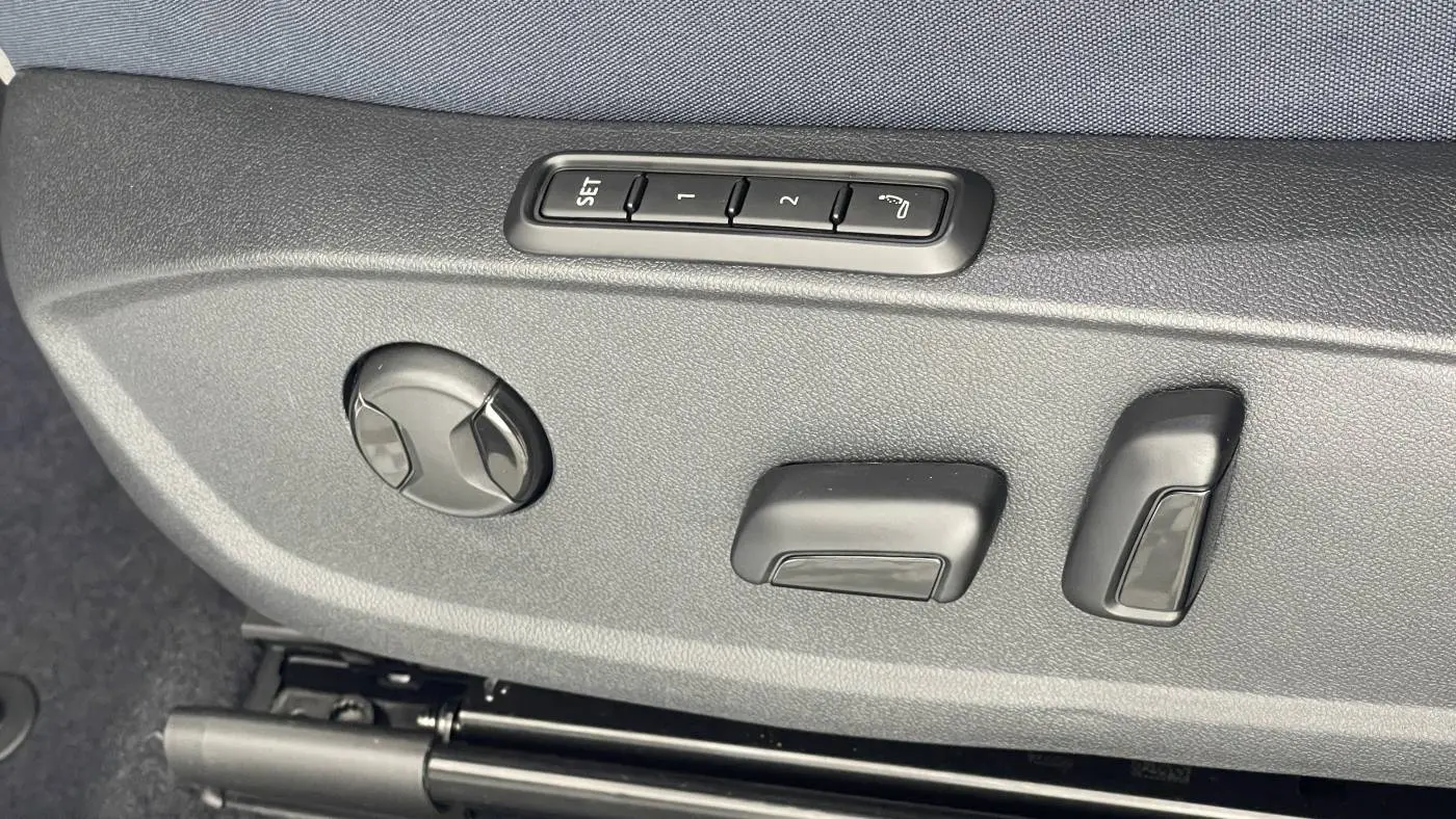 2025 Volkswagen ID.4 1V2JSPE86SC002762