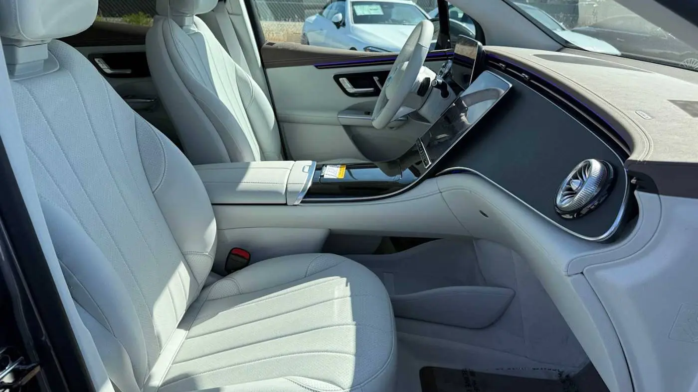2024 Mercedes EQE SUV 4JGGM2BB8RA056221