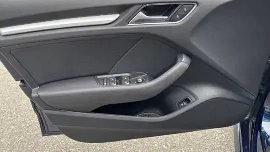 2018 Audi A3 Sportback e-tron - Images - 13
