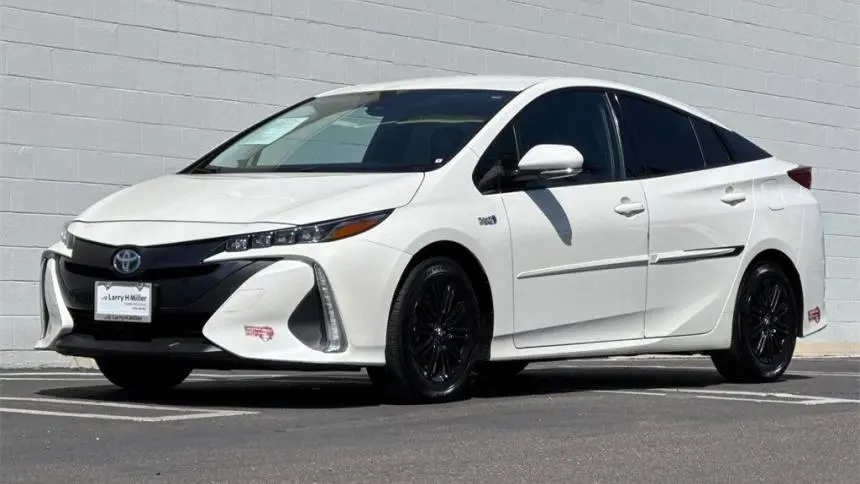2017 Toyota Prius Prime JTDKARFP3H3034801