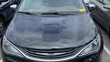 2019 Chrysler Pacifica 2C4RC1N75KR722261