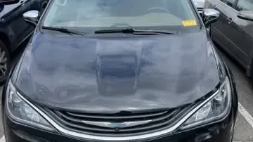2019 Chrysler Pacifica 2C4RC1N75KR722261